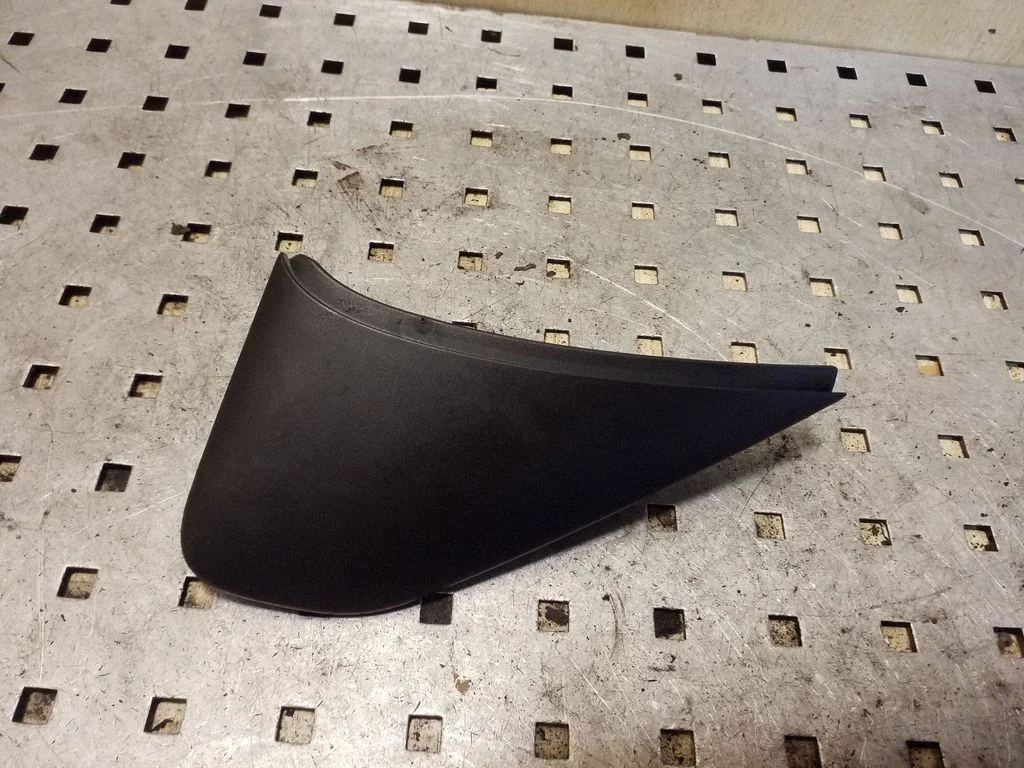 Välispeegli plastkate 7H0857538