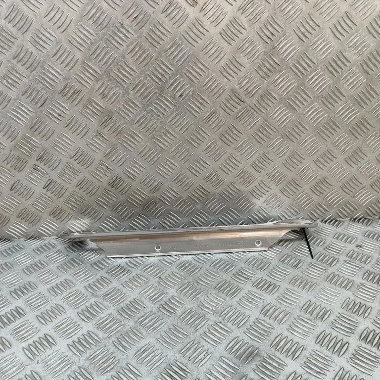 Other body part – Porsche Taycan 9J1 (2019-)