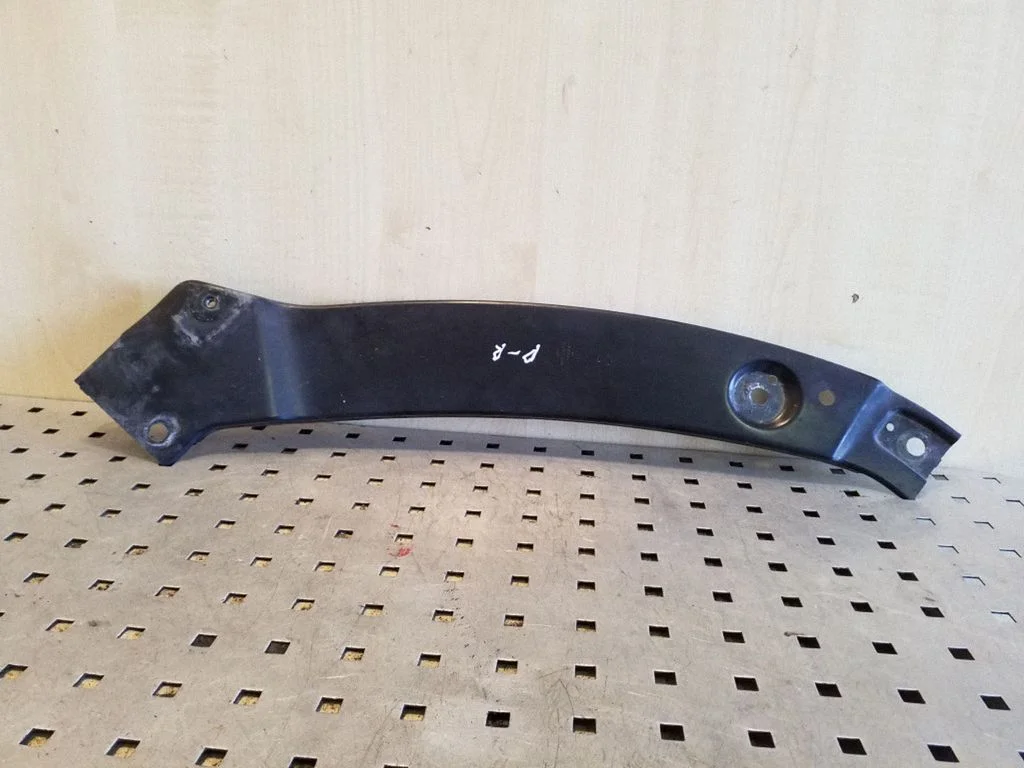 Radiator support slam panel bracket 5N0806930A