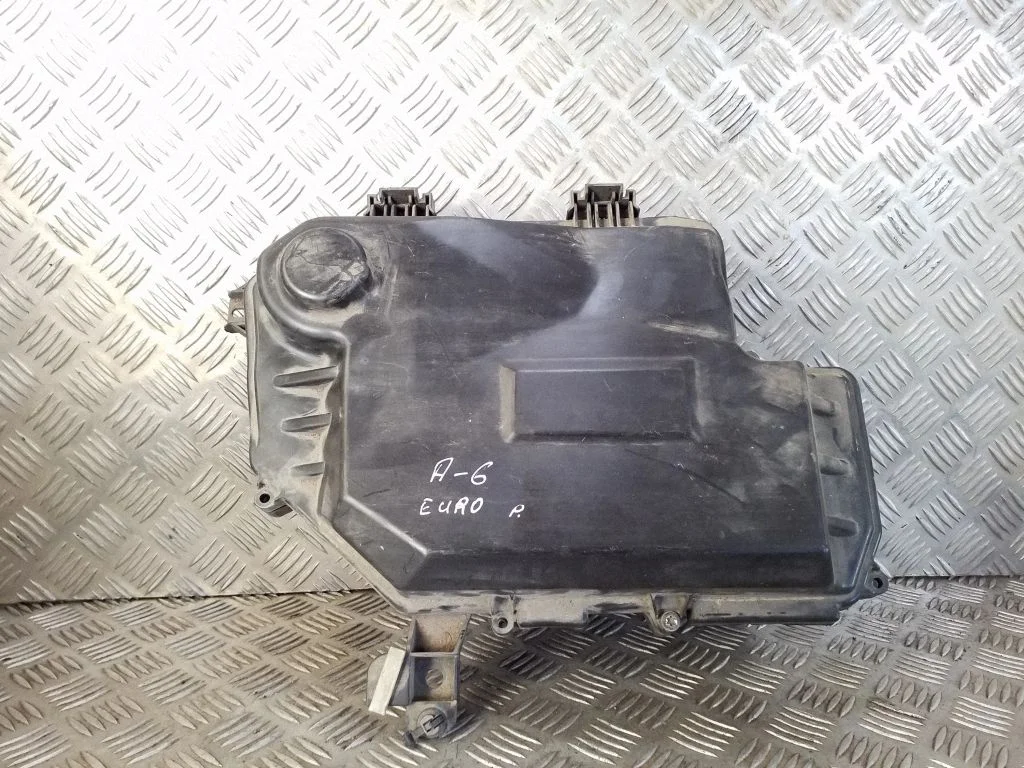 Fuse box set – Audi A6 Allroad C6 (2006-2011)