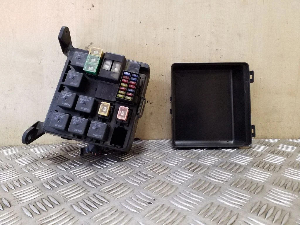 Fuse box set 71541379