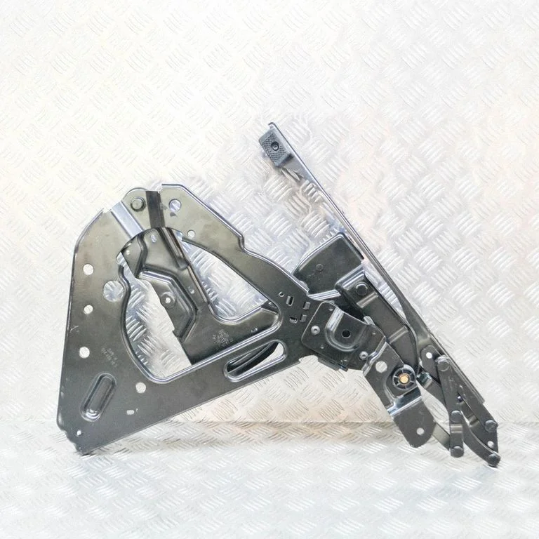 Cita virsbūves daļa E84827756 – Renault Megane II (2002-2005)