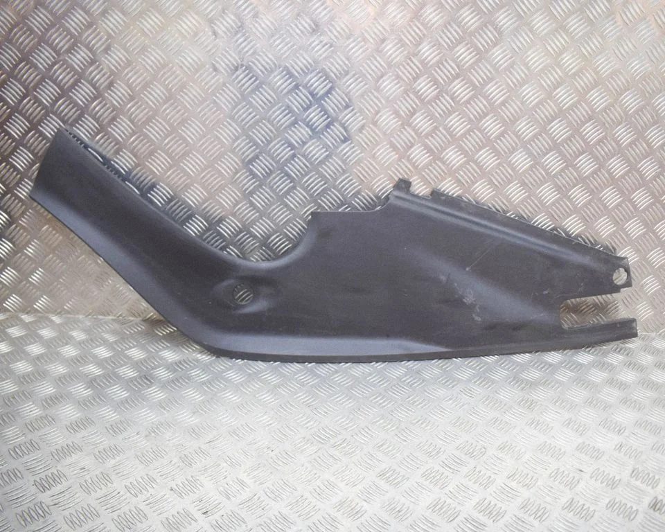 Muu kereosa 106047800B