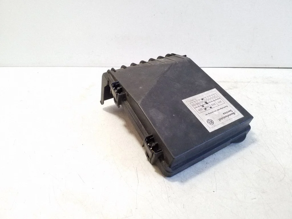 Fuse box cover 1K0937132D