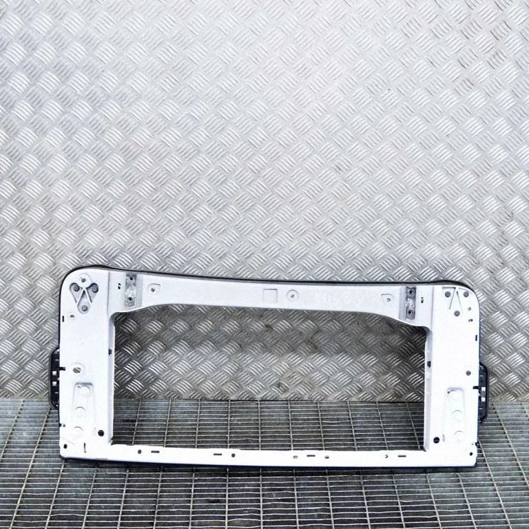 Other body part – Tesla Model S (2012-)