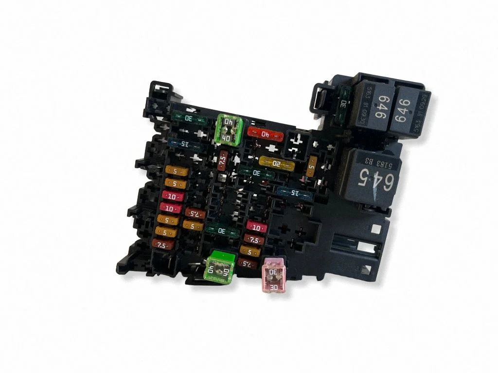 Drošinātāju bloks 5Q0937615C