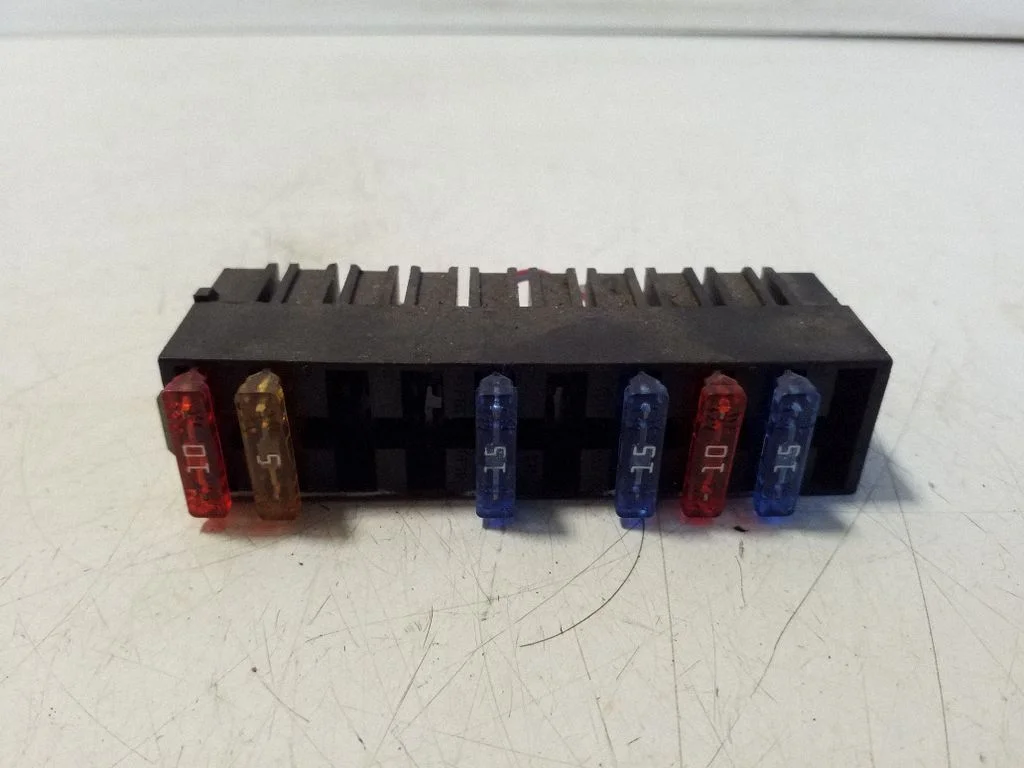 Drošinātāju bloks 4D0937501
