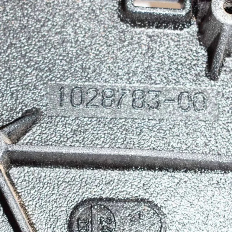 Other body part – Tesla Model S (2012-)