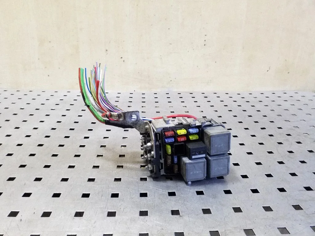 Drošinātāju bloks 6G9T14A481CA