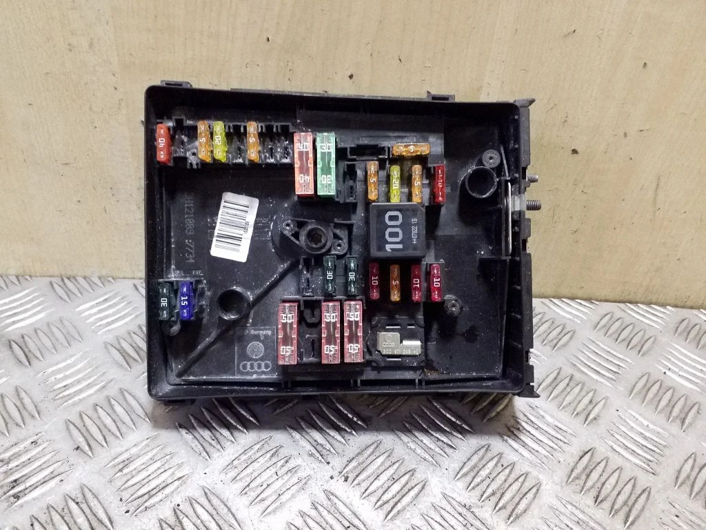 Drošinātāju bloks 1K0937125D