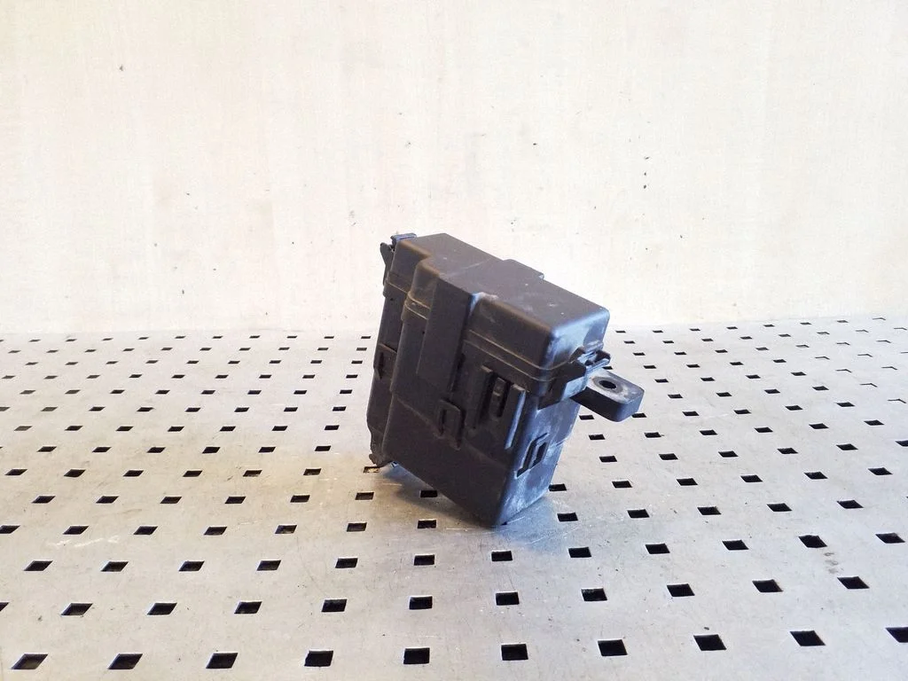 Drošinātāju bloks 919502S210