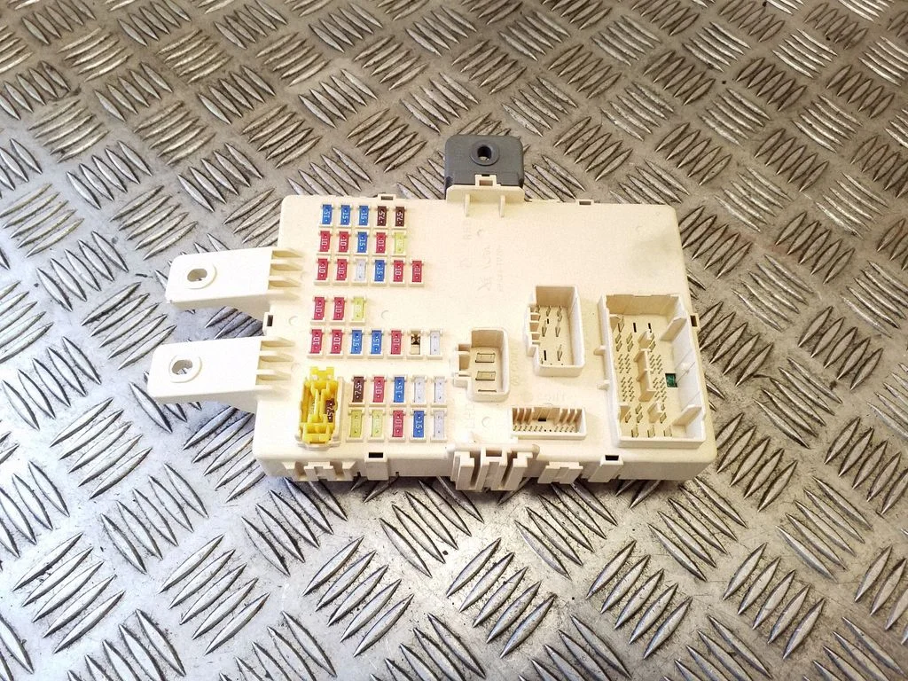 Drošinātāju bloks 919503W040