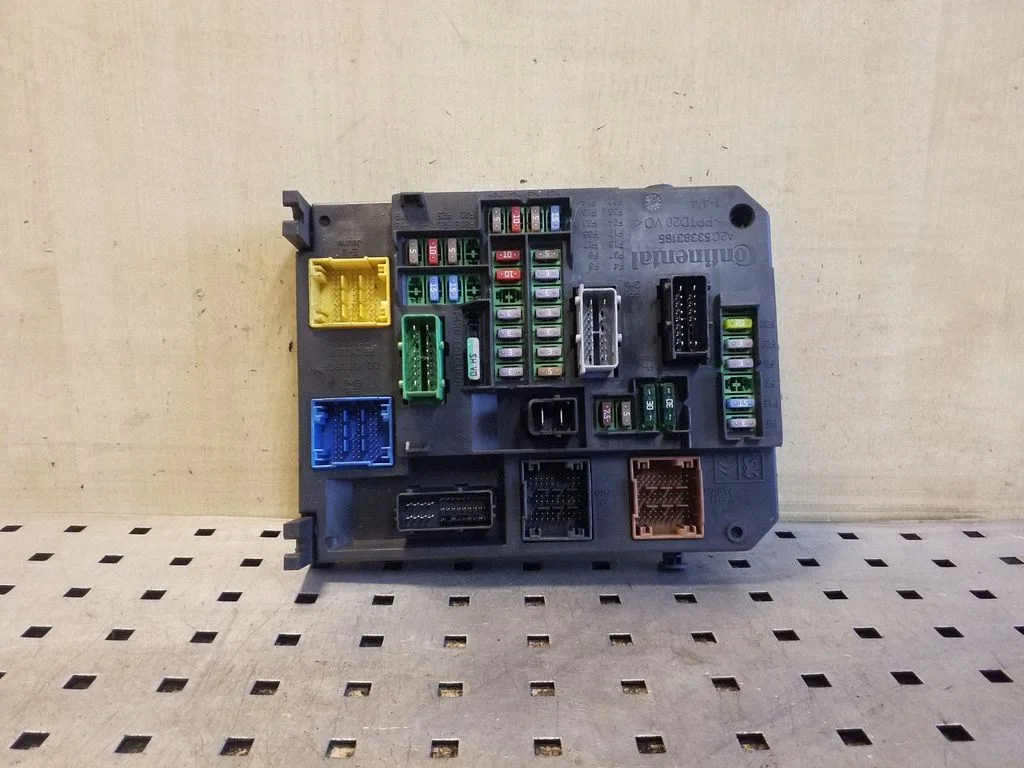 Fuse module 9665547480