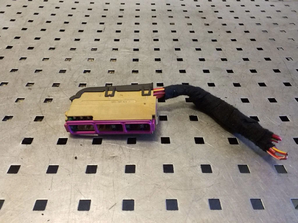 Fuse module 8K0941824A