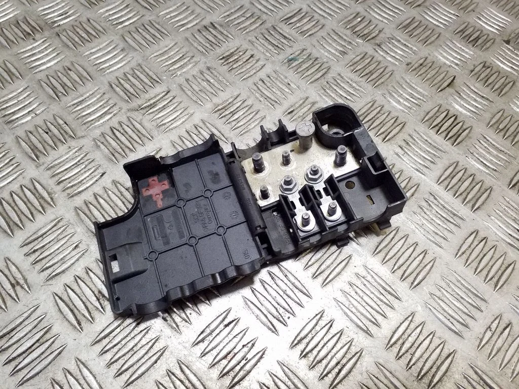 Fuse module 8K0937517