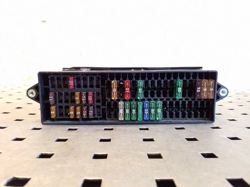 Fuse module 1T1937615B
