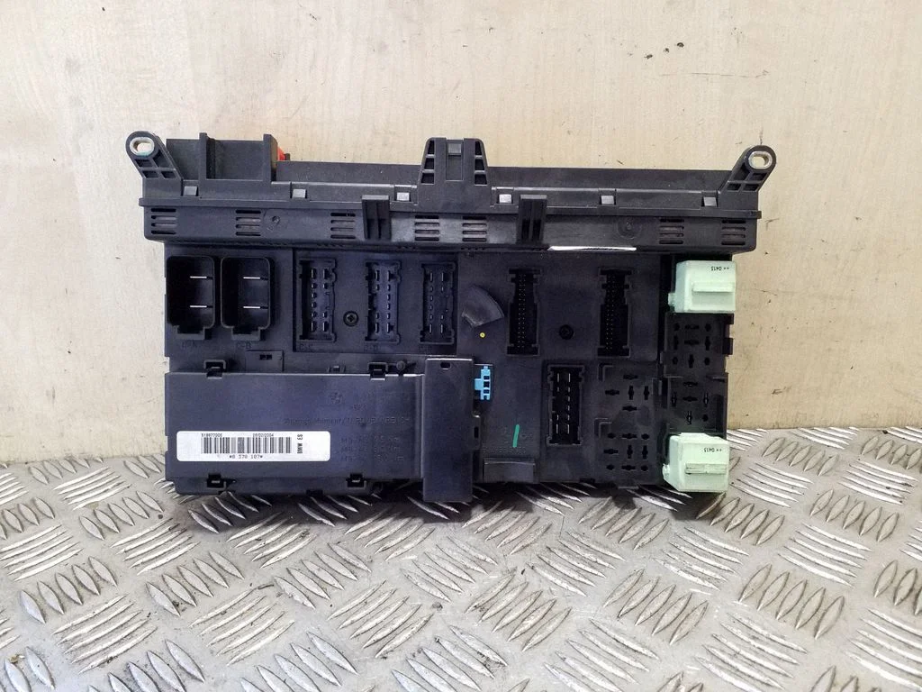 Fuse module 8378107