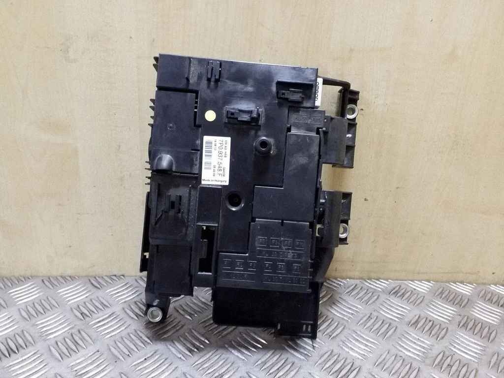 Fuse module 7P0937548F