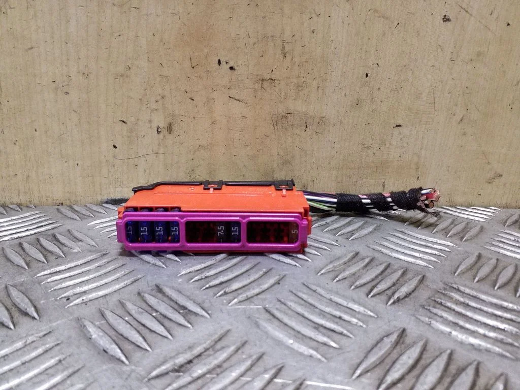 Fuse module 8K0941824E