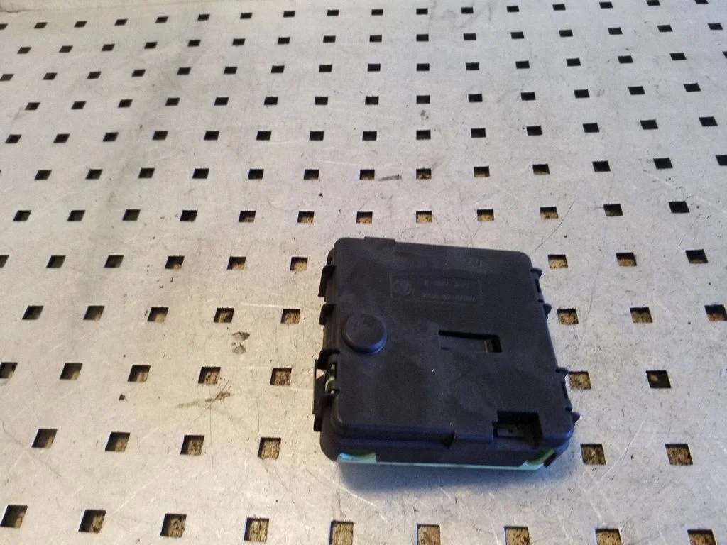 Fuse module 8387547