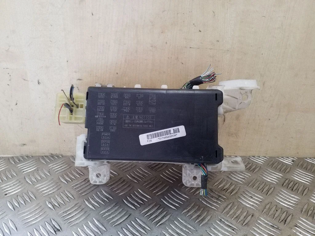 Fuse module 8264102060