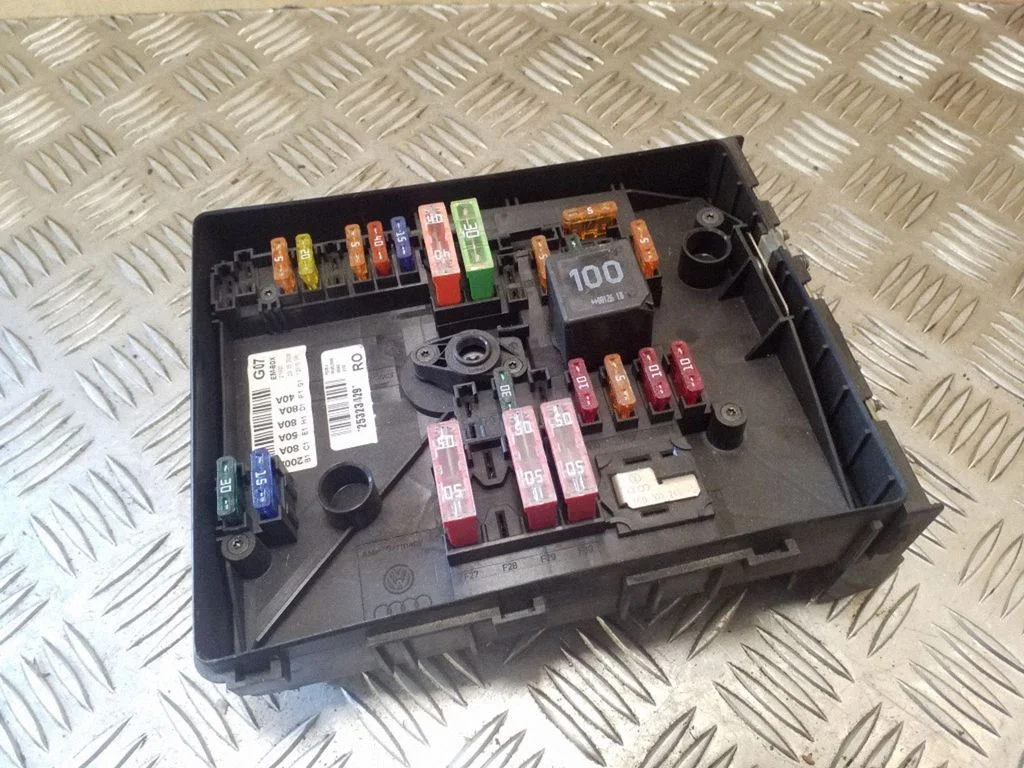 Fuse module 1K0937125A