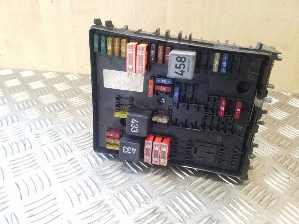 Fuse module 1K0937124H