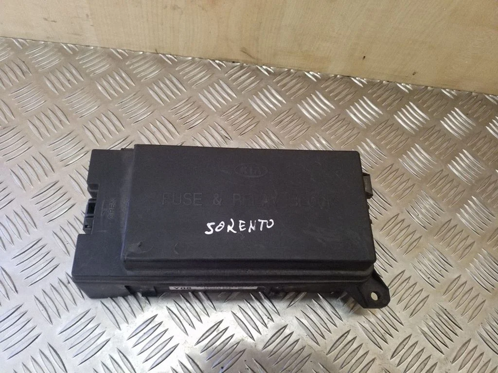 Fuse module 911603E070