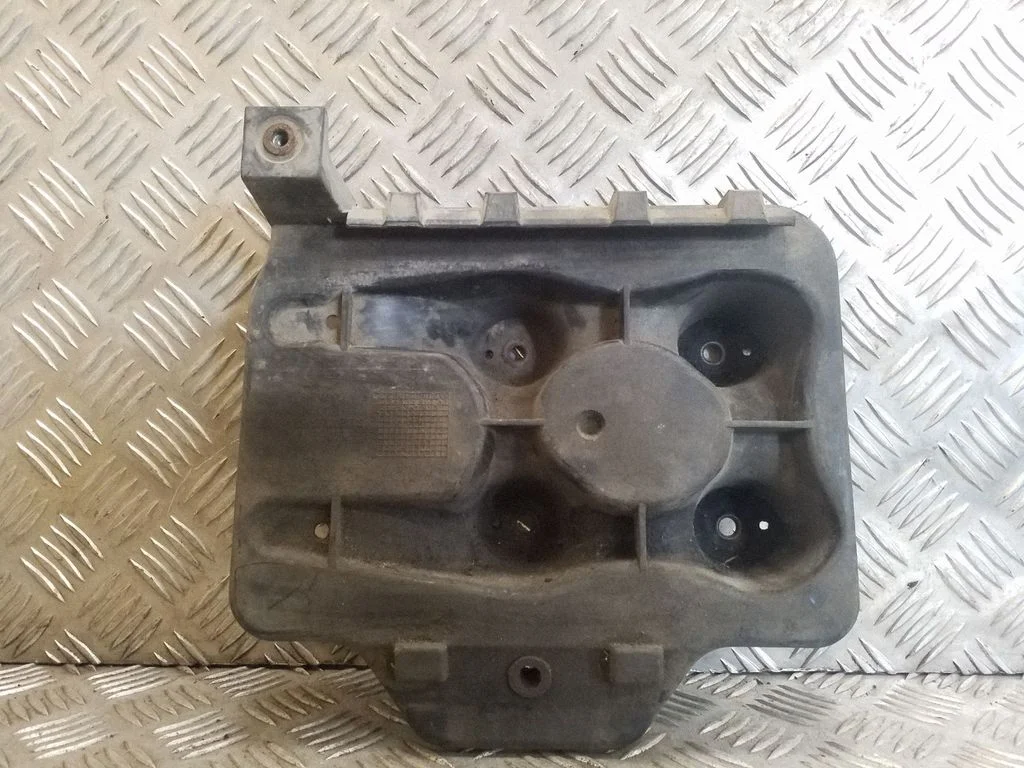 Aku alus 1J0804373A