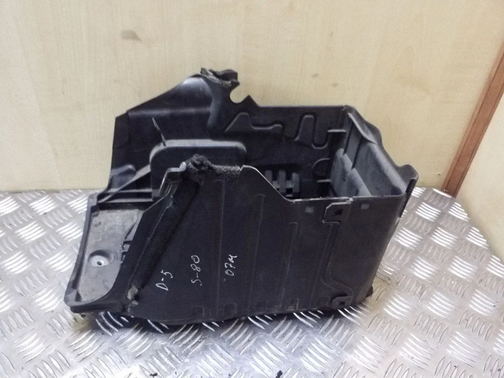 Battery box tray – Volvo S80 (2007-2013)