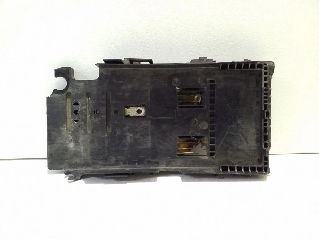 Battery tray – Ford S-MAX (2006-2015)