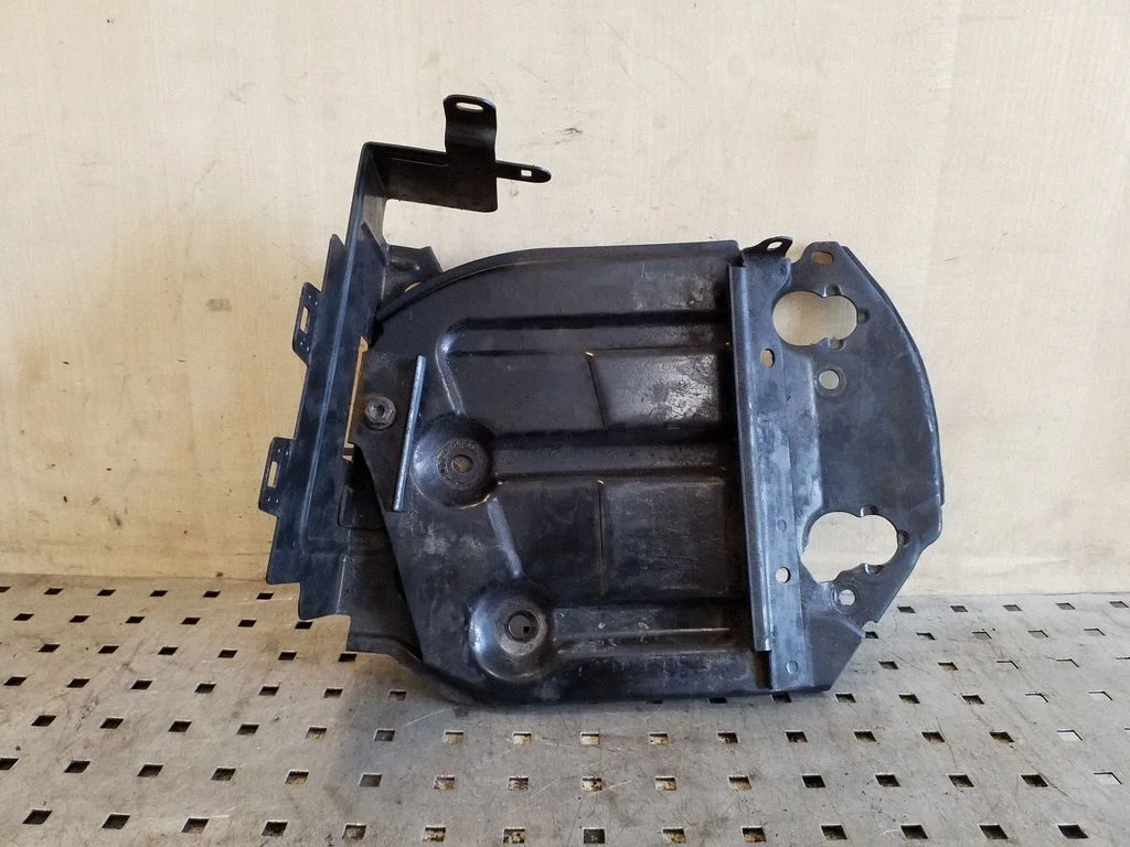 Battery tray