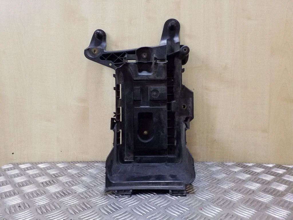 Battery tray 1K0915333C