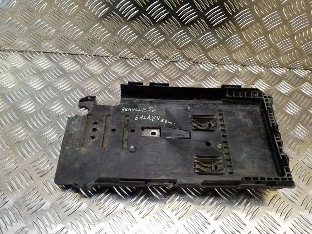 Akumulatora paliktnis 6G9110723AF