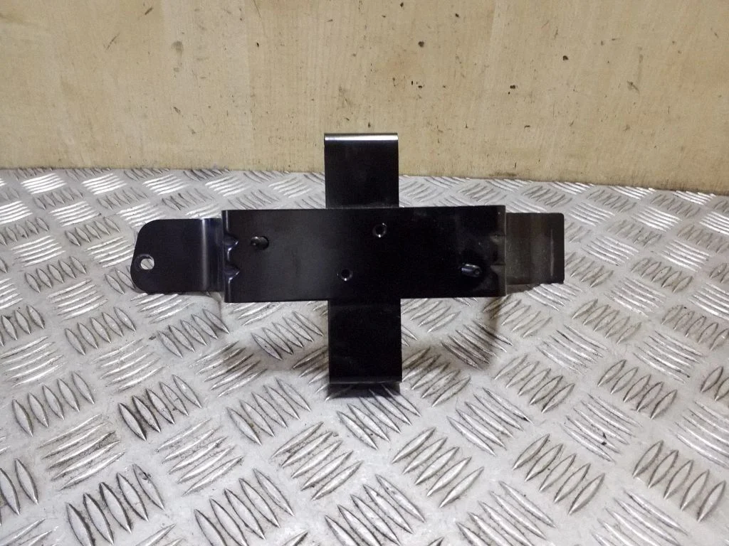 Battery bracket CPLA10718DB