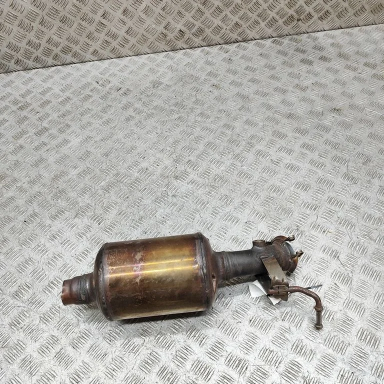 Katalüsaator/ FAP/DPF tahkete osakeste filter L1T15L230AF