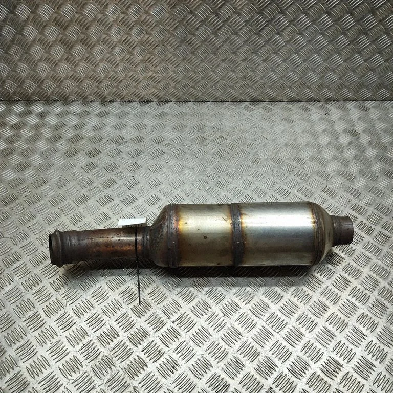 Katalüsaator/ FAP/DPF tahkete osakeste filter – BMW X1 F48 F49 (2015-2022)