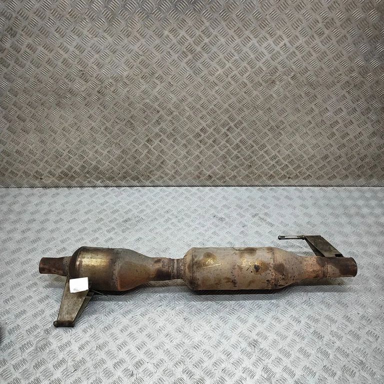 Katalizator / filtr cząstek stałych FAP/DPF 208S25JM0A