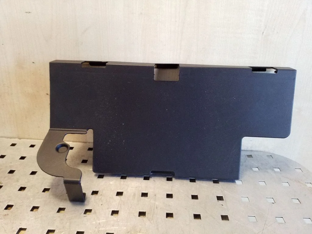 Pokrywa skrzynki akumulatora 8K0915429G