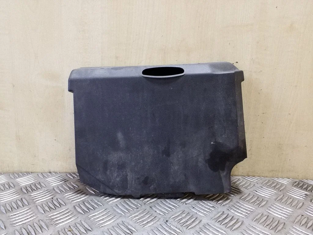 Dangtis akumuliatoriaus dėžės