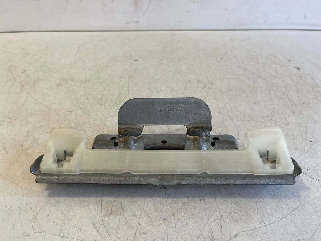 Muu salongiosa 7P0857647C