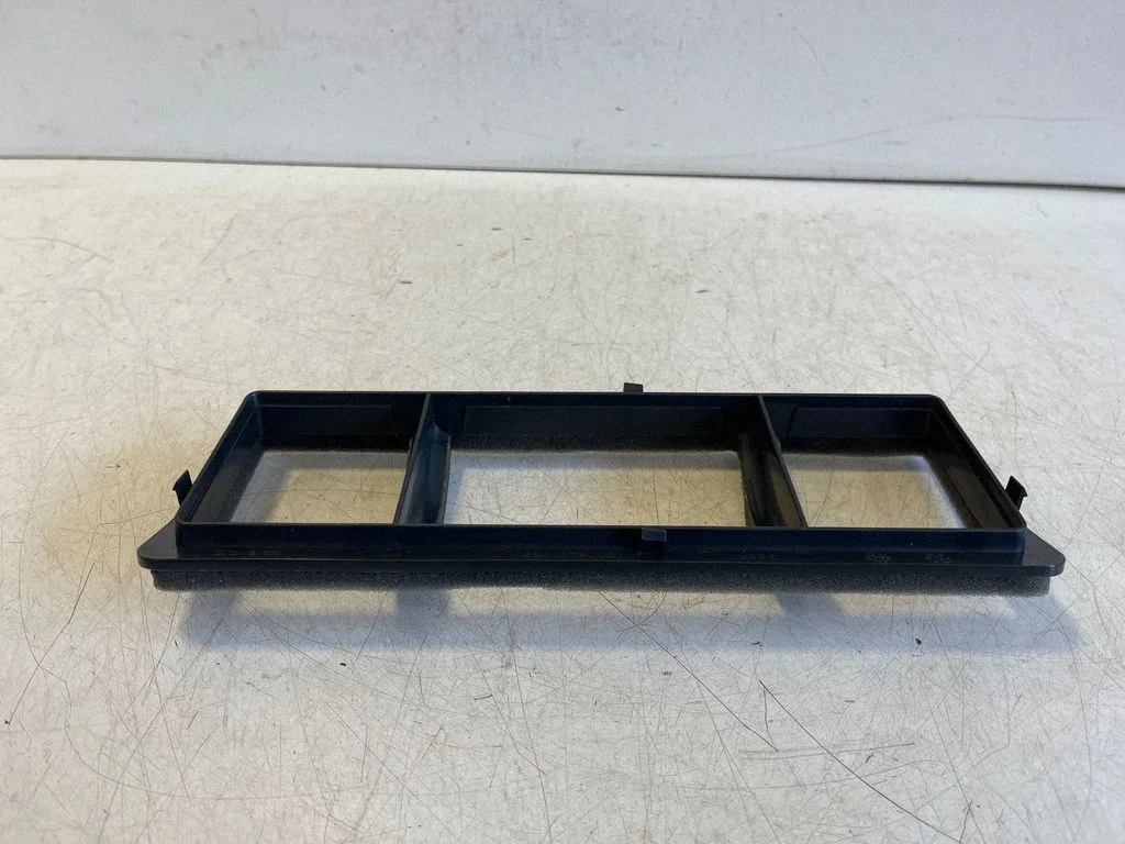 Other interior part 8S0819081 – Audi SQ2 GA (2017-)
