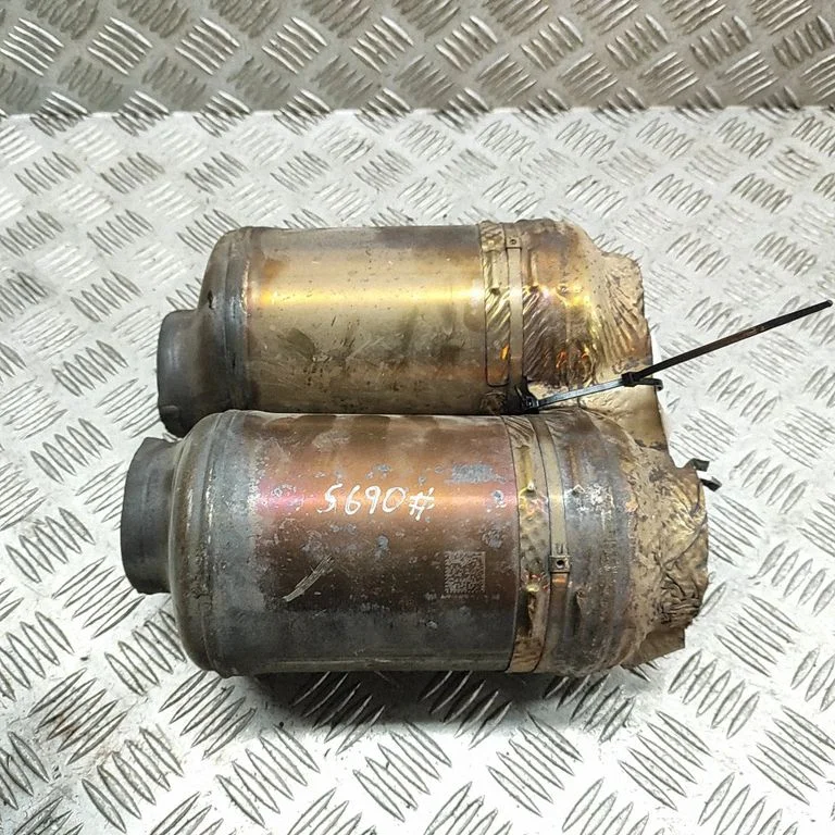Katalüsaator/ FAP/DPF tahkete osakeste filter 5WA131723E