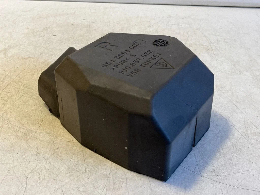 Pozostałe części wnętrza 9J0857958