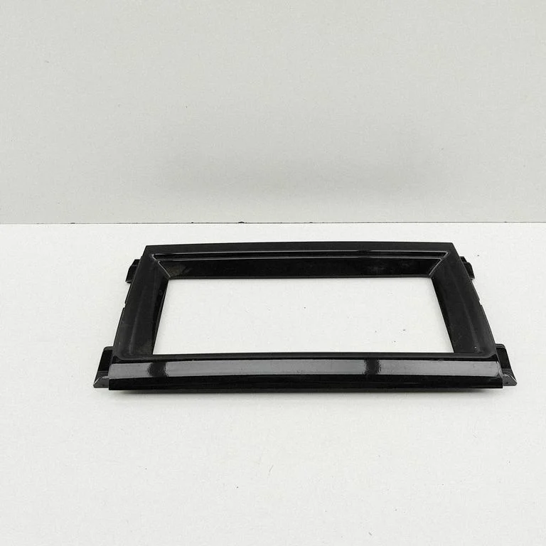 Raadio/navigatsiooni viimistlus HY32047A04A