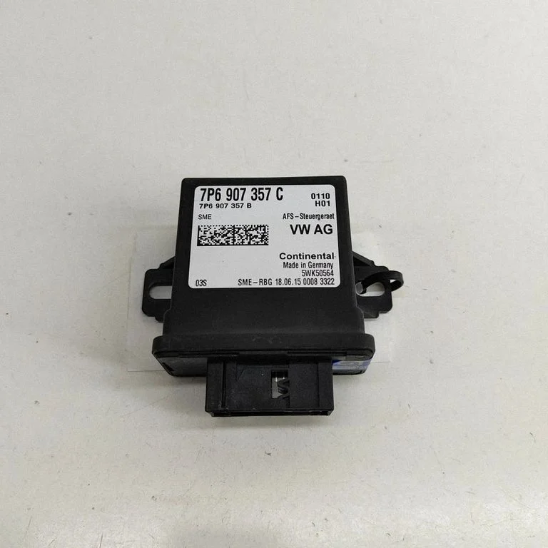 Light module LCM – Volkswagen Touareg II (2010-2018)