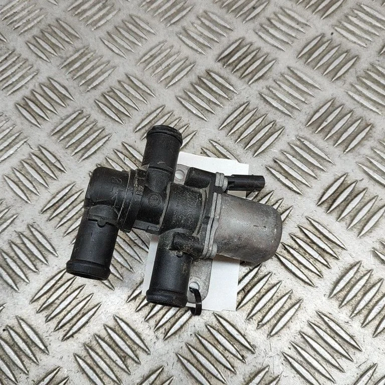 Coolant heater – Volkswagen Tiguan Allspace (2017-)
