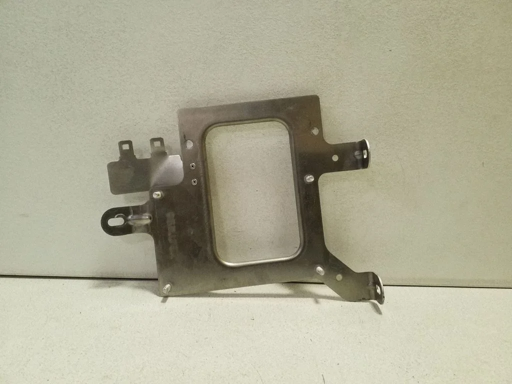 Muu salongiosa 3W0907301A
