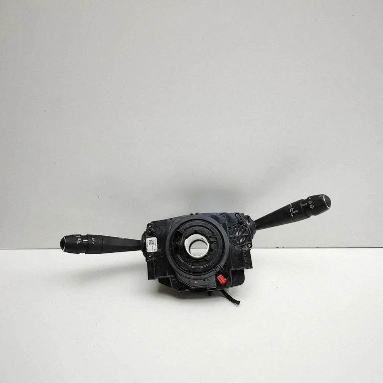 Posūkių/ šviesų rankenėlė