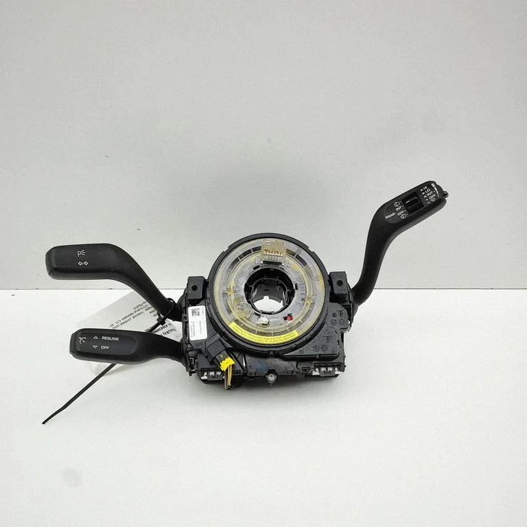 Pagriezienu/gaismu svira 7P5953507GT